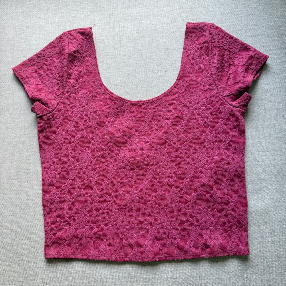 Abercrombie & Fitch Floral Lace Crop Top - burgundy